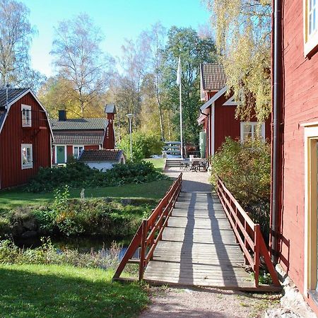 Stf Korroe Gardshotell - B&B Linneryd Экстерьер фото