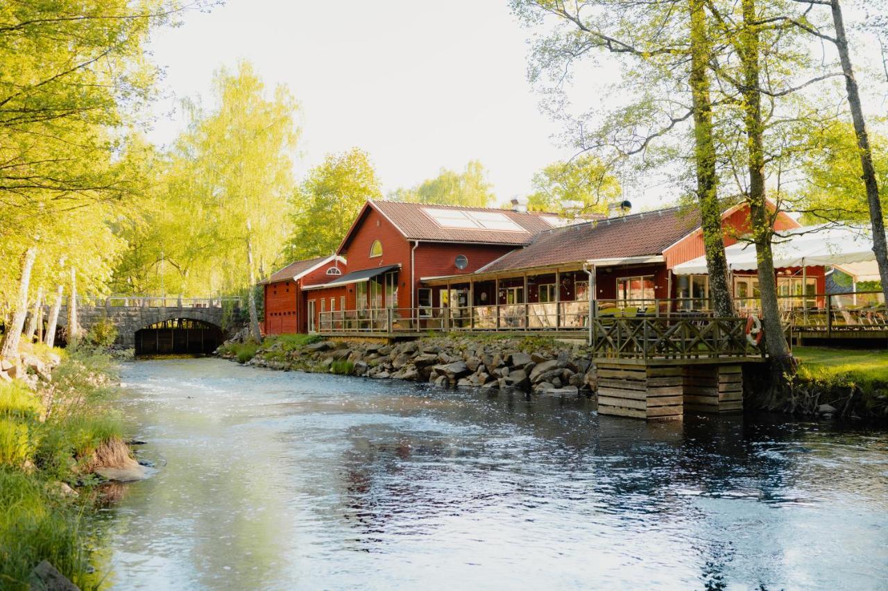 Stf Korroe Gardshotell - B&B Linneryd Экстерьер фото